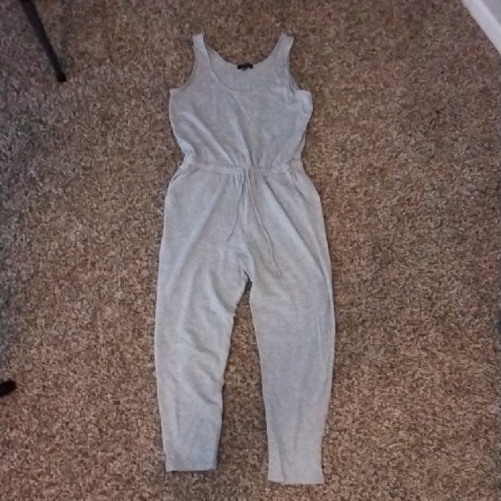 Gray Sleeveless Jumpsuit